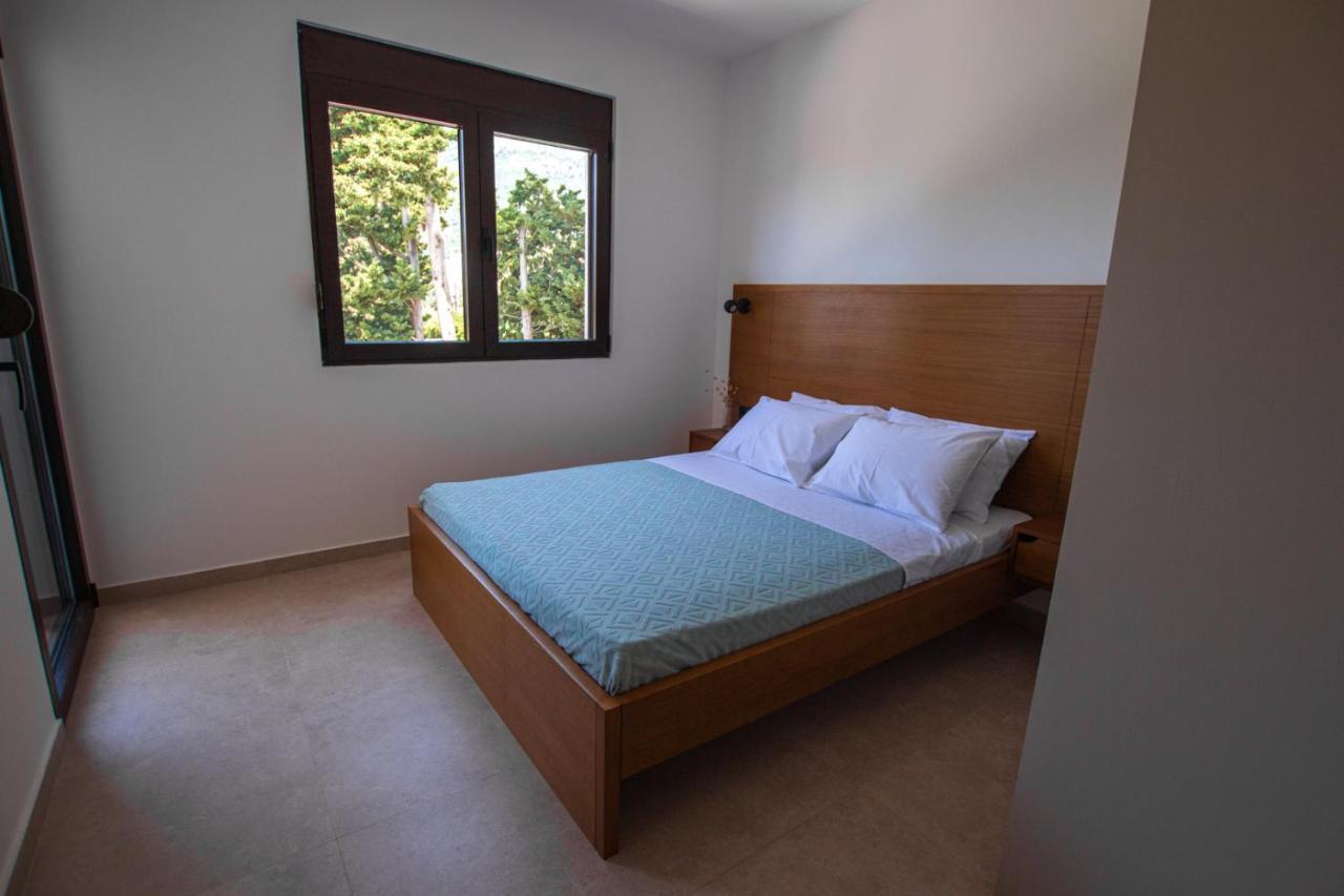 Zia Apartments บาร์ ภายนอก รูปภาพ